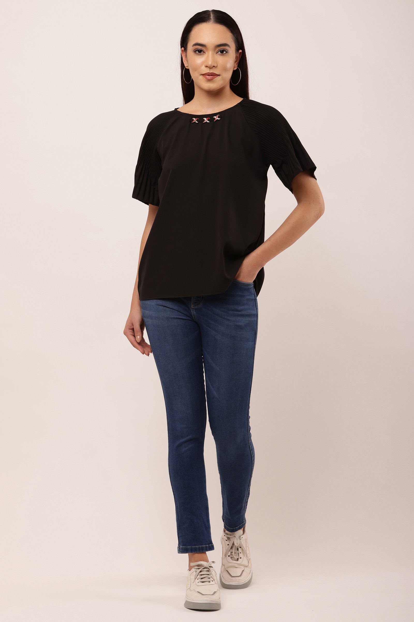 Women Stylish Poly Crepe Top BLACK