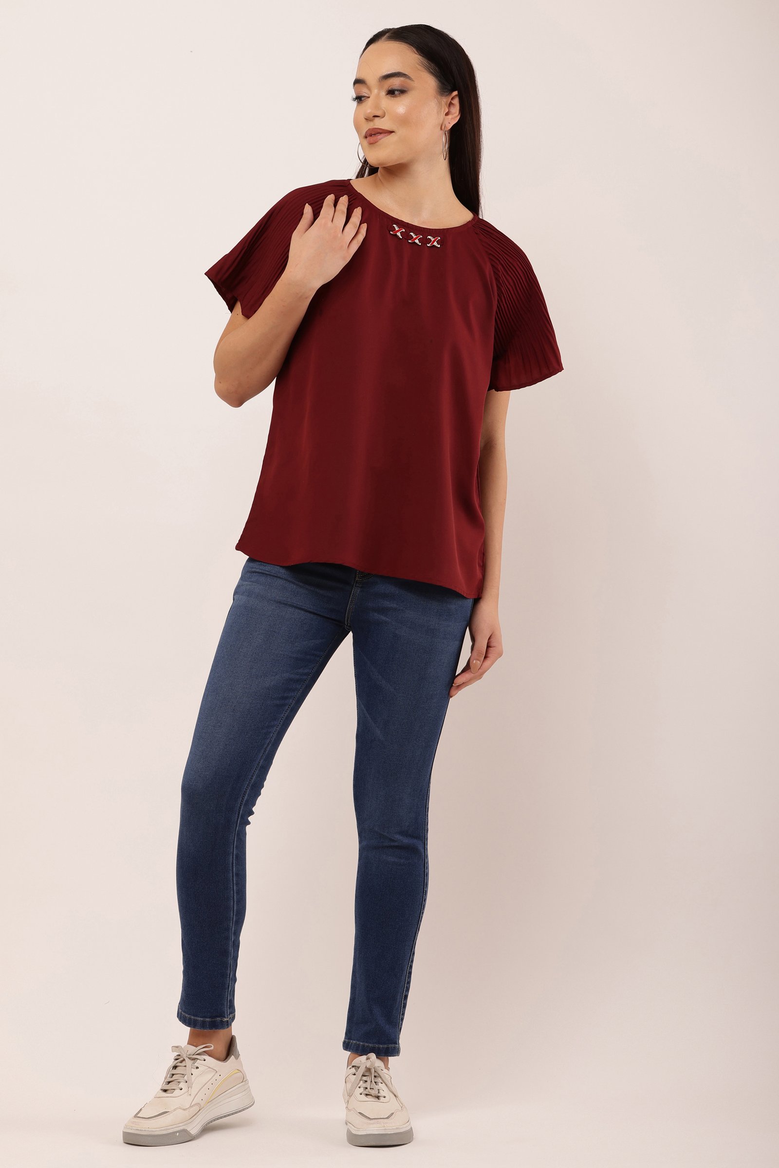 Women Stylish Poly Crepe Top MAROON